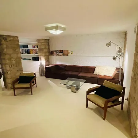 Апартаменты Sousplexe En Bas De Montmartre